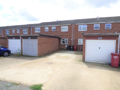 View Full Details for Weekes Drive, Slough, Berkshire