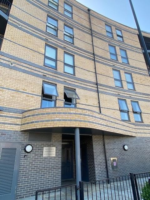 View Full Details for Flat 7 Trevithick, 113-127 Windsor Road, Slough