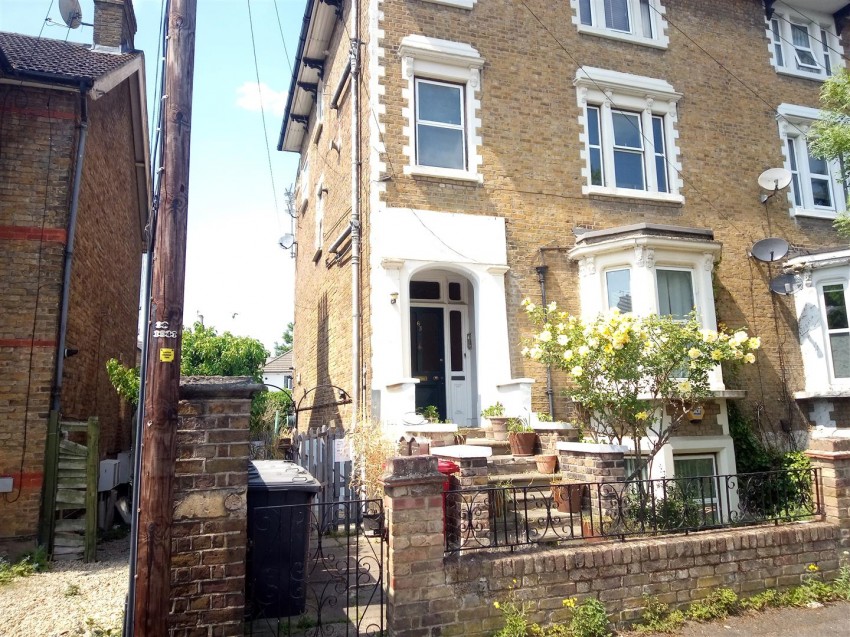 Images for Hencroft Street South, Slough