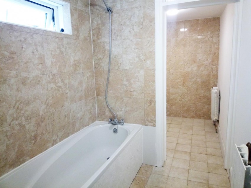 Images for Hencroft Street South, Slough