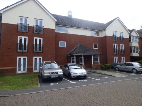 View Full Details for Grasholm Way, Langley, Berkshire