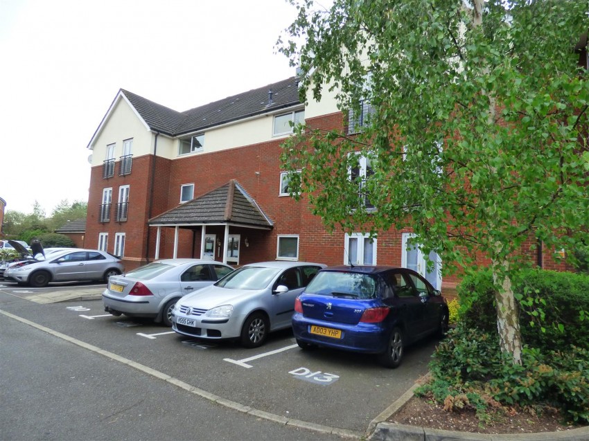 Images for Grasholm Way, Langley, Berkshire