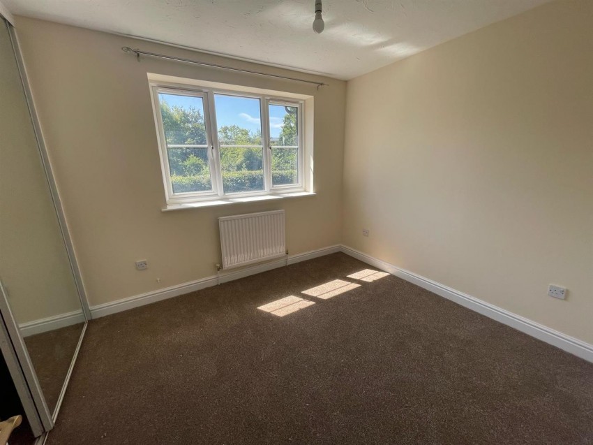 Images for Woodhouse Street, Binfield, Bracknell