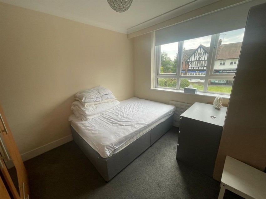 Images for Wellesley Court, Bathurst  Walk, Iver