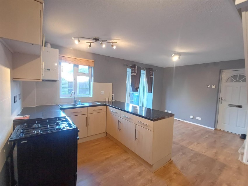 Images for Bates Close, George Green