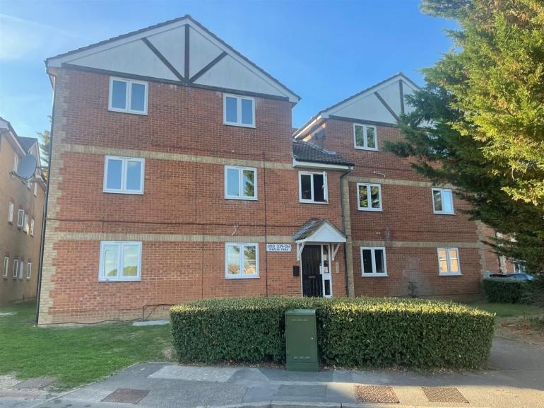 Maplin Park, Langley, Berkshire