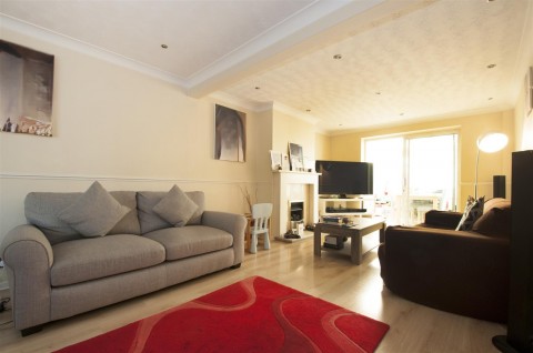 View Full Details for Morley Close, Slough