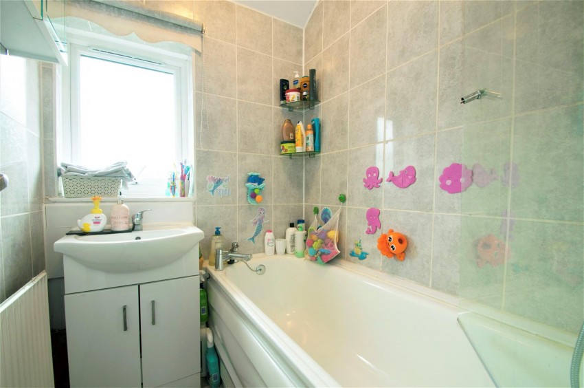 Images for Ripley Close, Langley, Berkshire