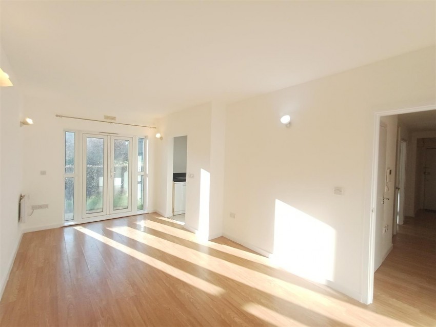 Images for Regency Court, Sovereign Heights, Langley