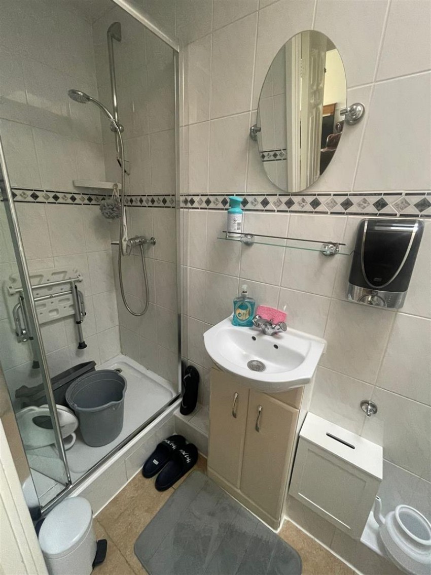 Images for Gilmore Close, Langley, Berks