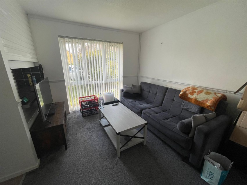 Images for Gilmore Close, Langley, Berks