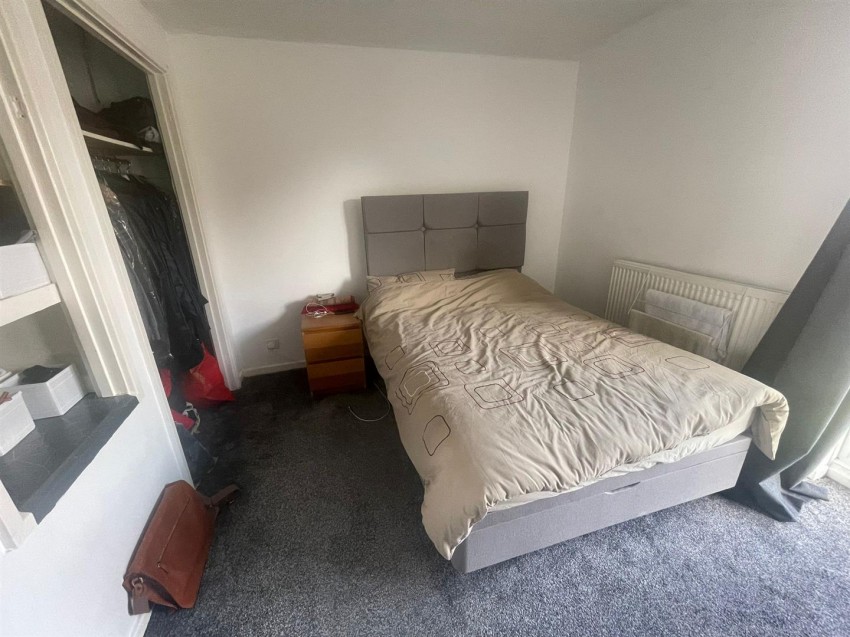 Images for Gilmore Close, Langley, Berks