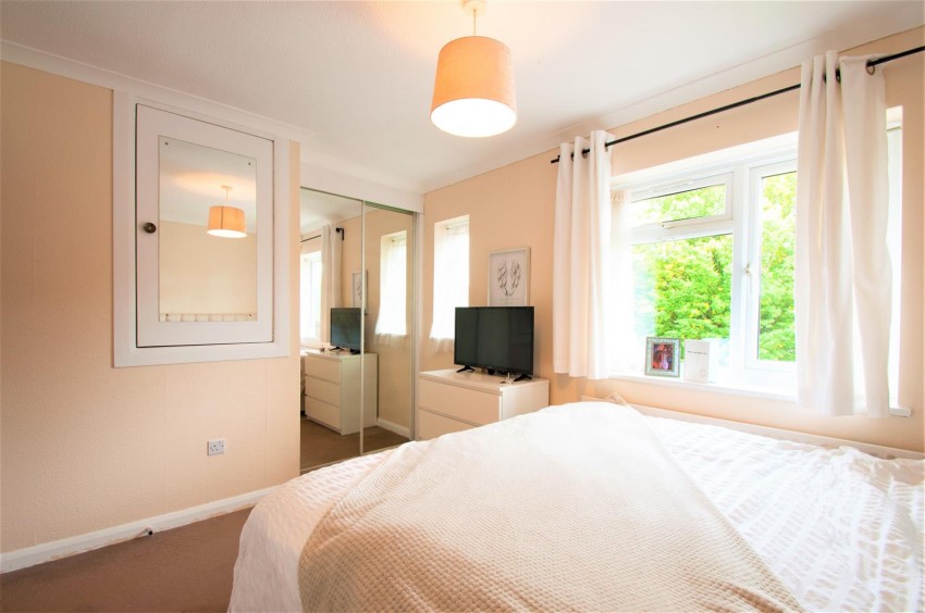 Images for Roycroft Lane, Finchampstead, Wokingham