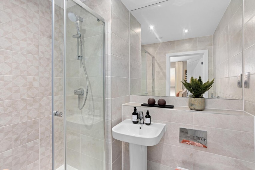 Images for Montem Lane, Slough