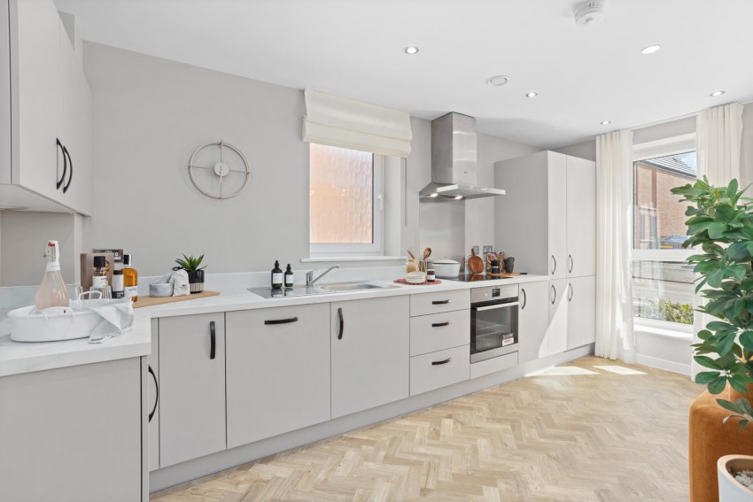 Images for Montem Lane, Slough