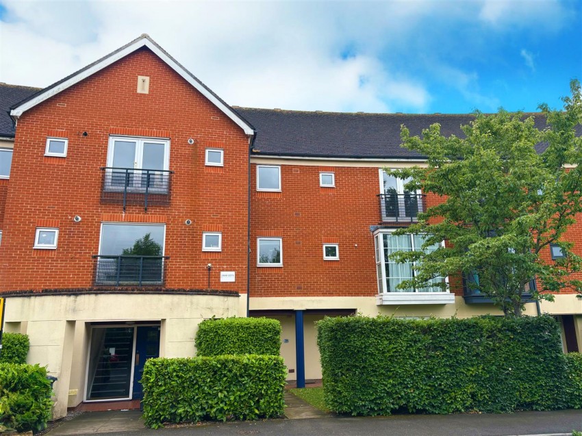 Images for Grasholm Way, Langley, Berkshire