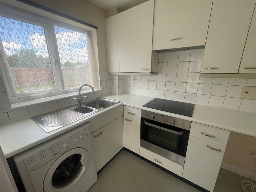 Images for Skerries Court, Langley, Berkshire