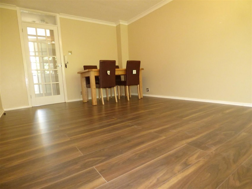 Images for Shelton Court, London Road, Langley