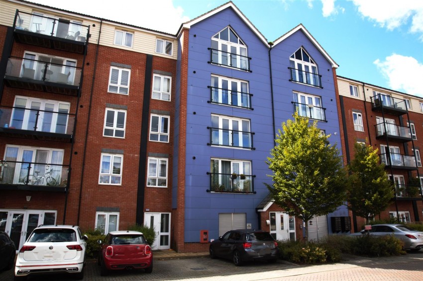 Images for Chadwick Road, Langley, Berkshire